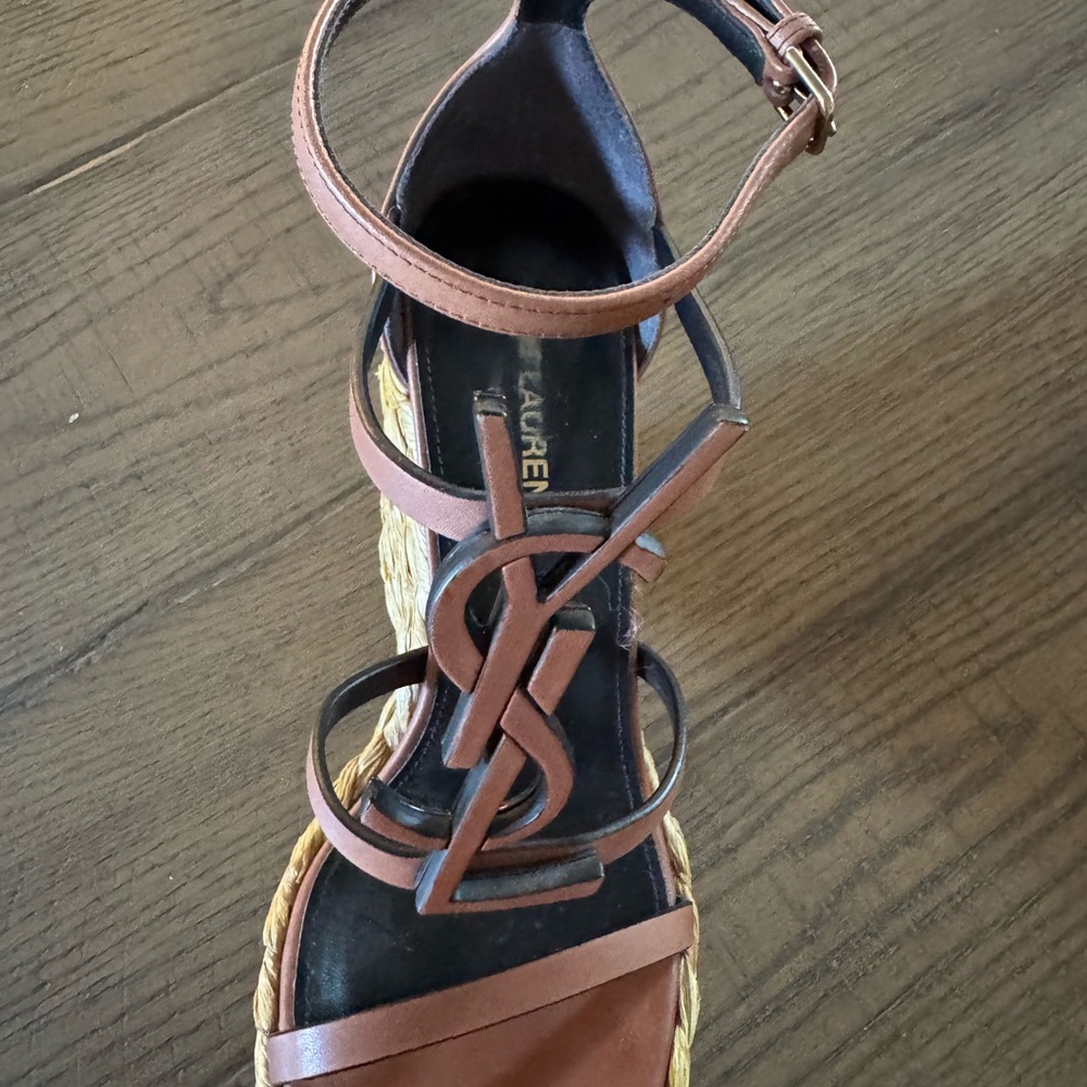 Saint Laurent Cassandra YSL Logo Raffia wedge sandal in New Papaya.  Size 36 - Picture 16 of 16